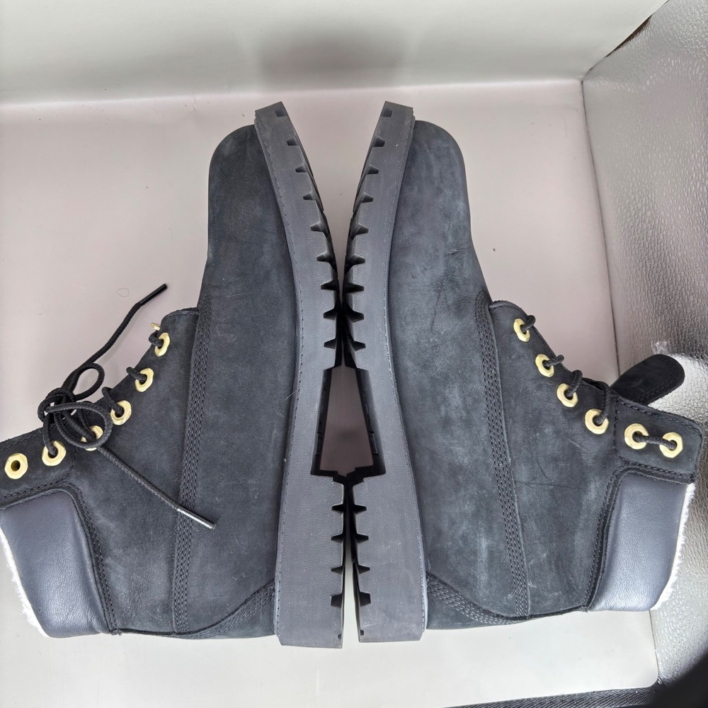 Timberland 6 Inch Premium Black Nubuck Gold Hardware Shearling Boots A433R 6.5Y - Picture 5 of 7